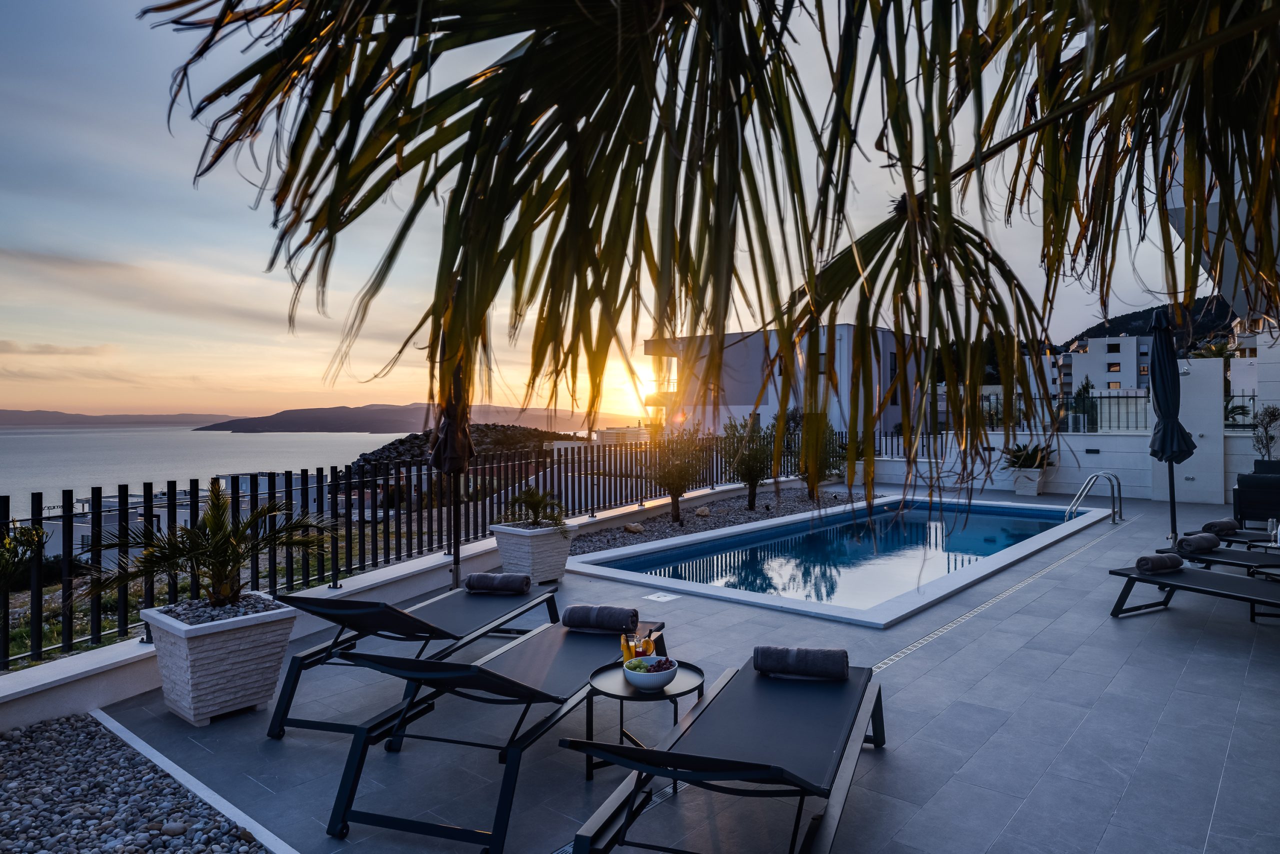 Luxury Accommodation & Private Heated Pool in Makarska